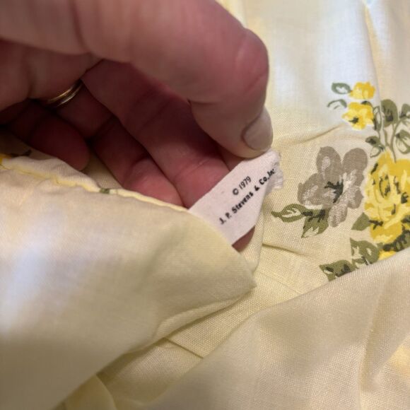 VTG 1979 J.P. Stevens and Co. 99x73.5" Fitted Sheet Retro Yellow Floral Pattern - Picture 5 of 5